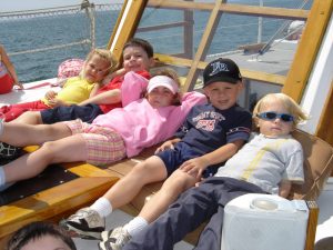 Learn about six tips for sailing with kids onboard The Liberté.